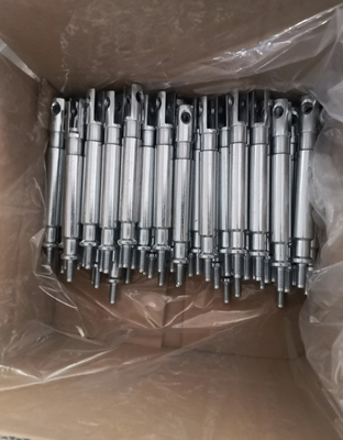 Special fork head